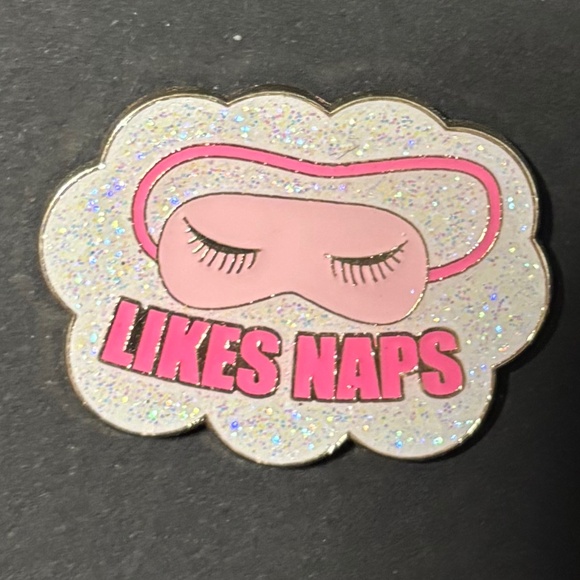 I LIKE NAPS PIN - Picture 1 of 1